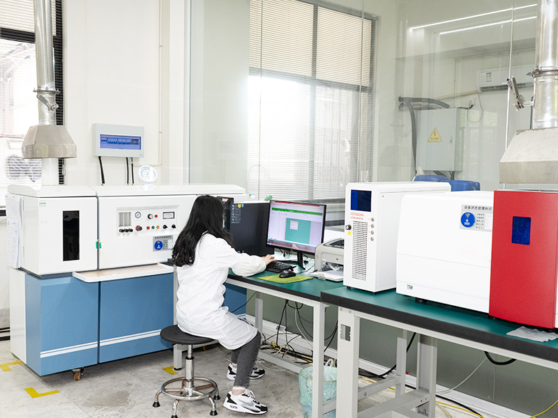 Sistema de medição de precisão para materiais magnéticos permanentes